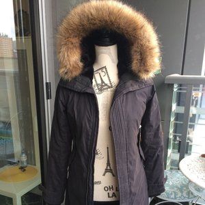 Aritzia TNA ASPEN long Winter Coat - XXS